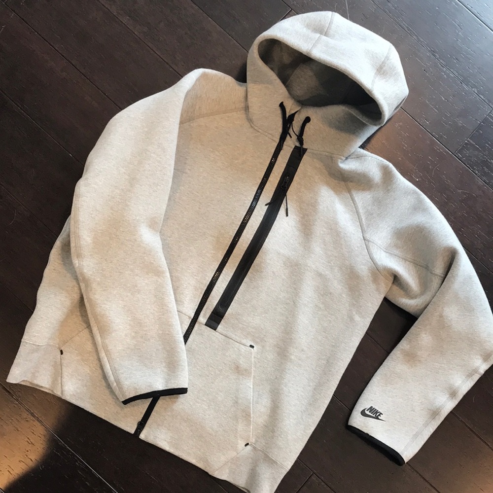 Men’s tech fleece